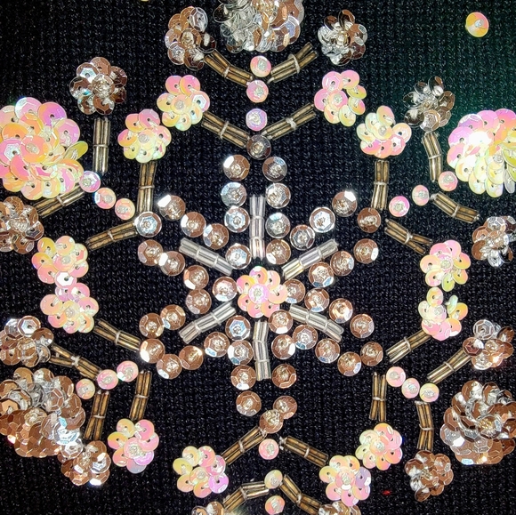 Vintage Tiara International 2004 Black Snowflake Cardigan Small Sequin Beaded - Picture 10 of 11